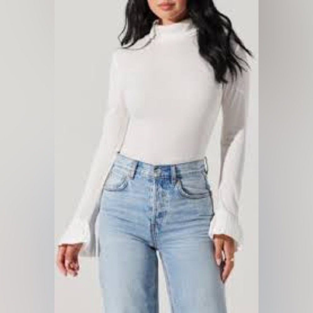 Astr Elegant White Turtleneck Bodysuit
